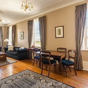 Aparthotel Grand Old Duke, Hobart